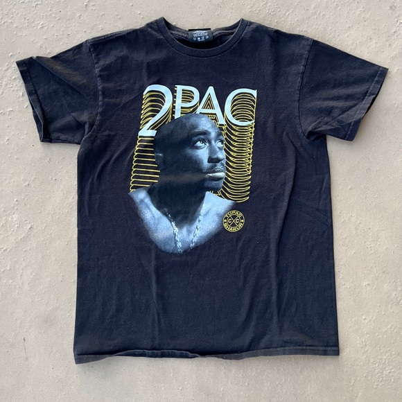 2Pac Vintage Cross Colours Tupac Rap Tee - Picture 1 of 4